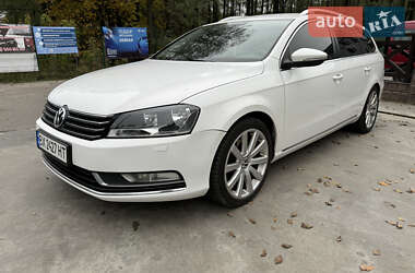 Volkswagen Passat 2011