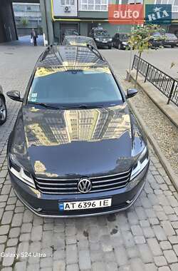 Універсал Volkswagen Passat 2013 в Івано-Франківську