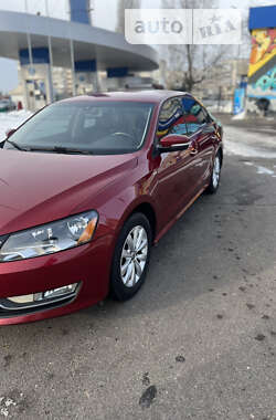 Седан Volkswagen Passat 2014 в Черкассах