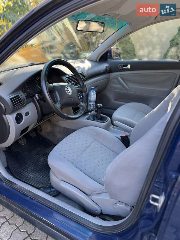 Универсал Volkswagen Passat 1998 в Мукачево