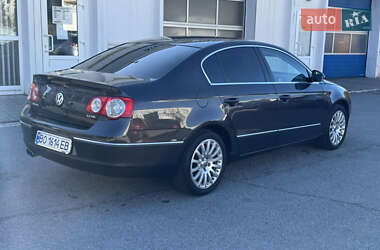 Седан Volkswagen Passat 2005 в Запорожье