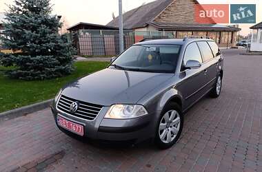 Універсал Volkswagen Passat 2005 в Сарнах