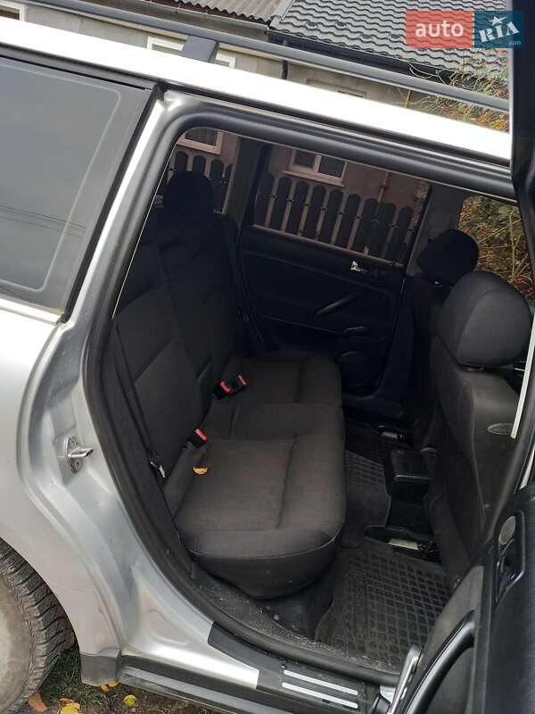 Универсал Volkswagen Passat 2001 в Нововолынске