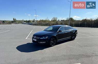 Седан Volkswagen Passat 2012 в Виннице