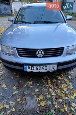 Седан Volkswagen Passat 1997 в Гайсину