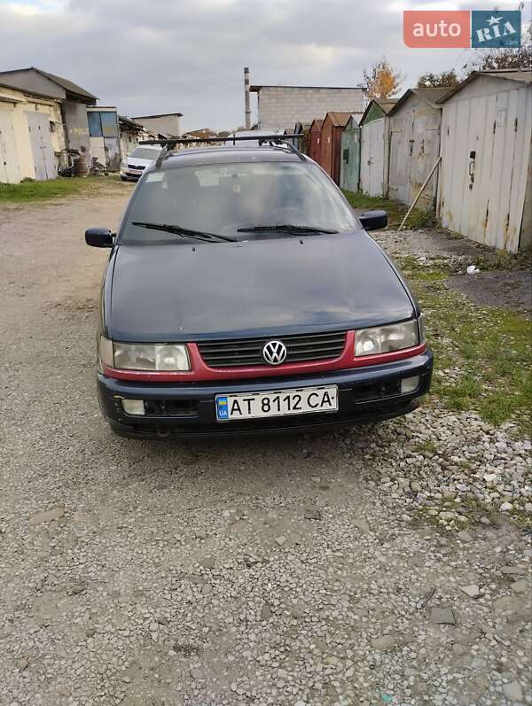 Универсал Volkswagen Passat 1995 в Ивано-Франковске