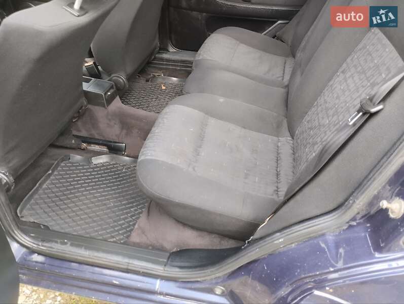 Универсал Volkswagen Passat 1995 в Ивано-Франковске