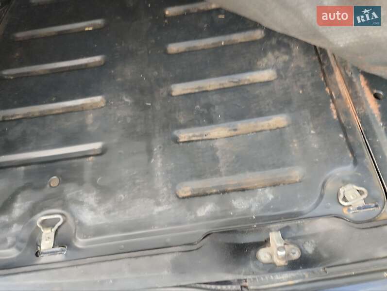 Универсал Volkswagen Passat 1995 в Ивано-Франковске