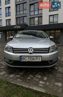 Volkswagen Passat 2013