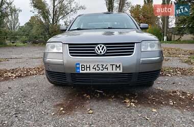 Седан Volkswagen Passat 2003 в Одесі