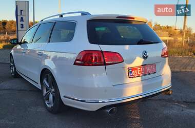 Універсал Volkswagen Passat 2012 в 