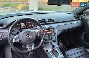 Універсал Volkswagen Passat 2012 в 
