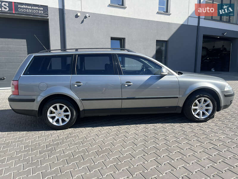 Универсал Volkswagen Passat 2004 в Черновцах