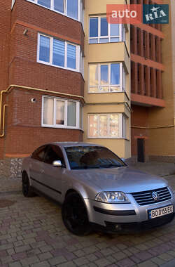 Седан Volkswagen Passat 2002 в Тернополі