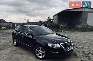 Універсал Volkswagen Passat 2009 в Хмельницькому