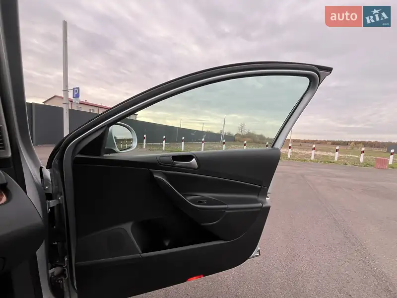 Volkswagen Passat 2010 VIN WVWZZZ3CZAE158964 фото оголошення 17 з 56