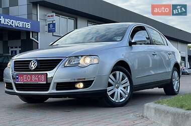 Седан Volkswagen Passat 2006 в Сарнах