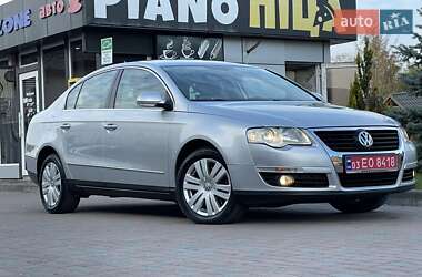 Седан Volkswagen Passat 2006 в Сарнах