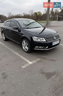 Седан Volkswagen Passat 2011 в Малині