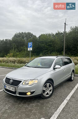 Универсал Volkswagen Passat 2009 в Львове