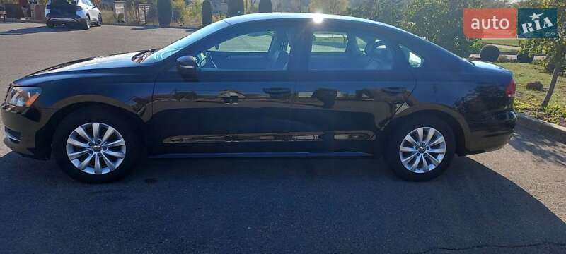 Седан Volkswagen Passat 2014 в Южноукраинске