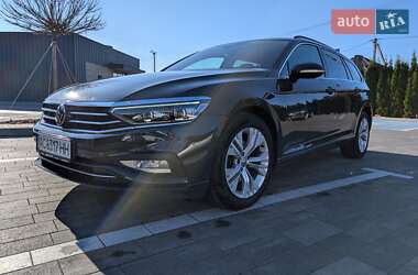 Универсал Volkswagen Passat 2020 в Луцке