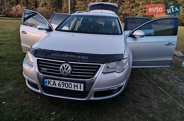 Универсал Volkswagen Passat 2010 в Золочеве