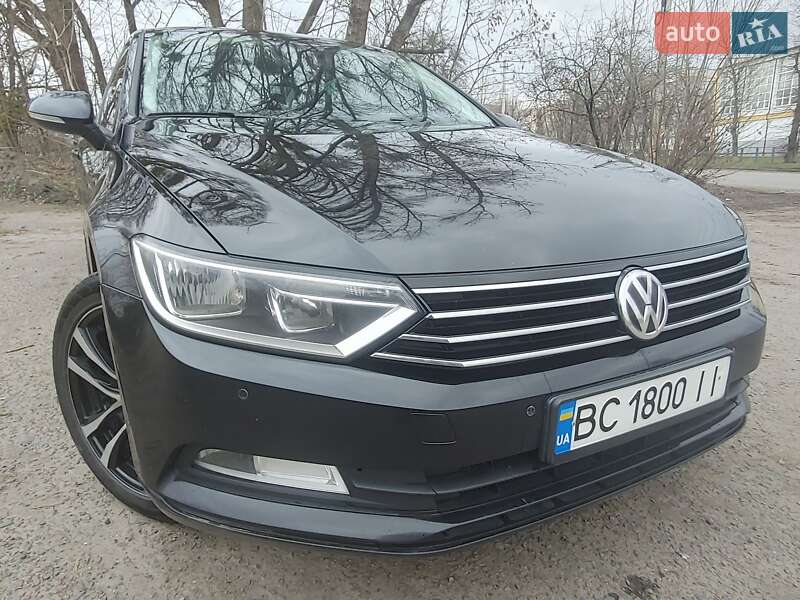Седан Volkswagen Passat 2016 в Шептицькому