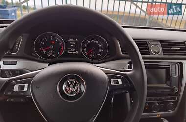 Седан Volkswagen Passat 2016 в 