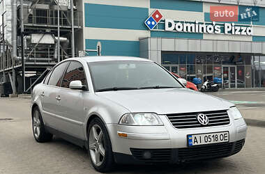 Седан Volkswagen Passat 2002 в Киеве