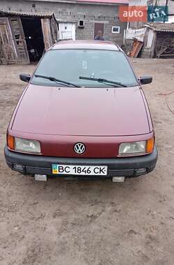 Седан Volkswagen Passat 1988 в Львове