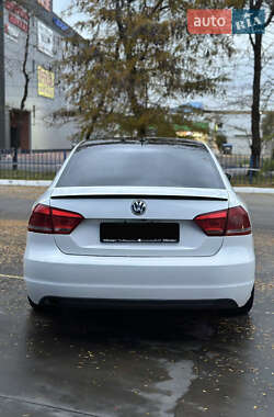 Седан Volkswagen Passat 2012 в 