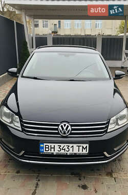 Седан Volkswagen Passat 2011 в Одесі