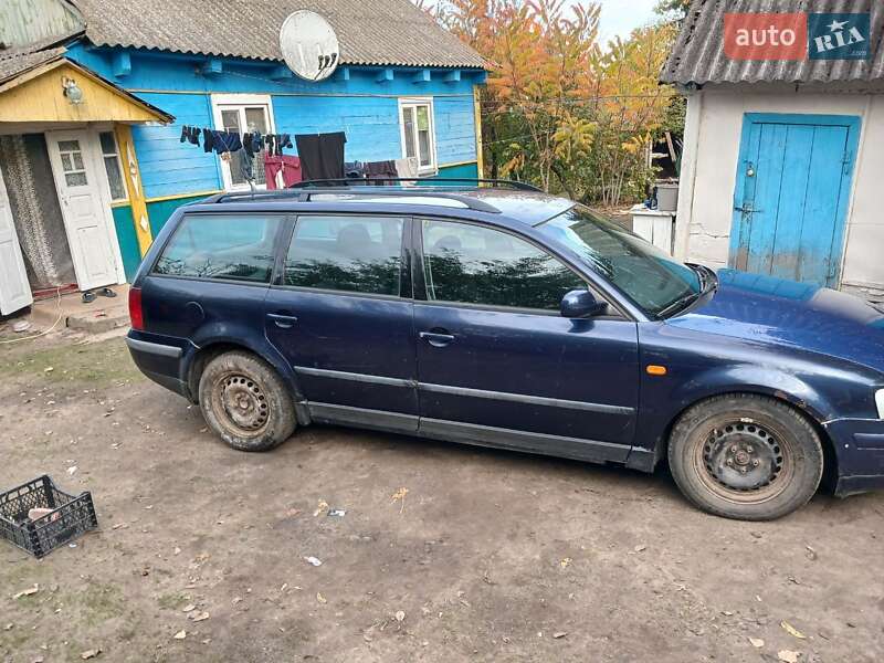 Універсал Volkswagen Passat 2000 в Турійську