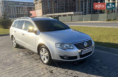 Універсал Volkswagen Passat 2005 в Ужгороді