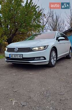 Универсал Volkswagen Passat 2015 в Павлограде