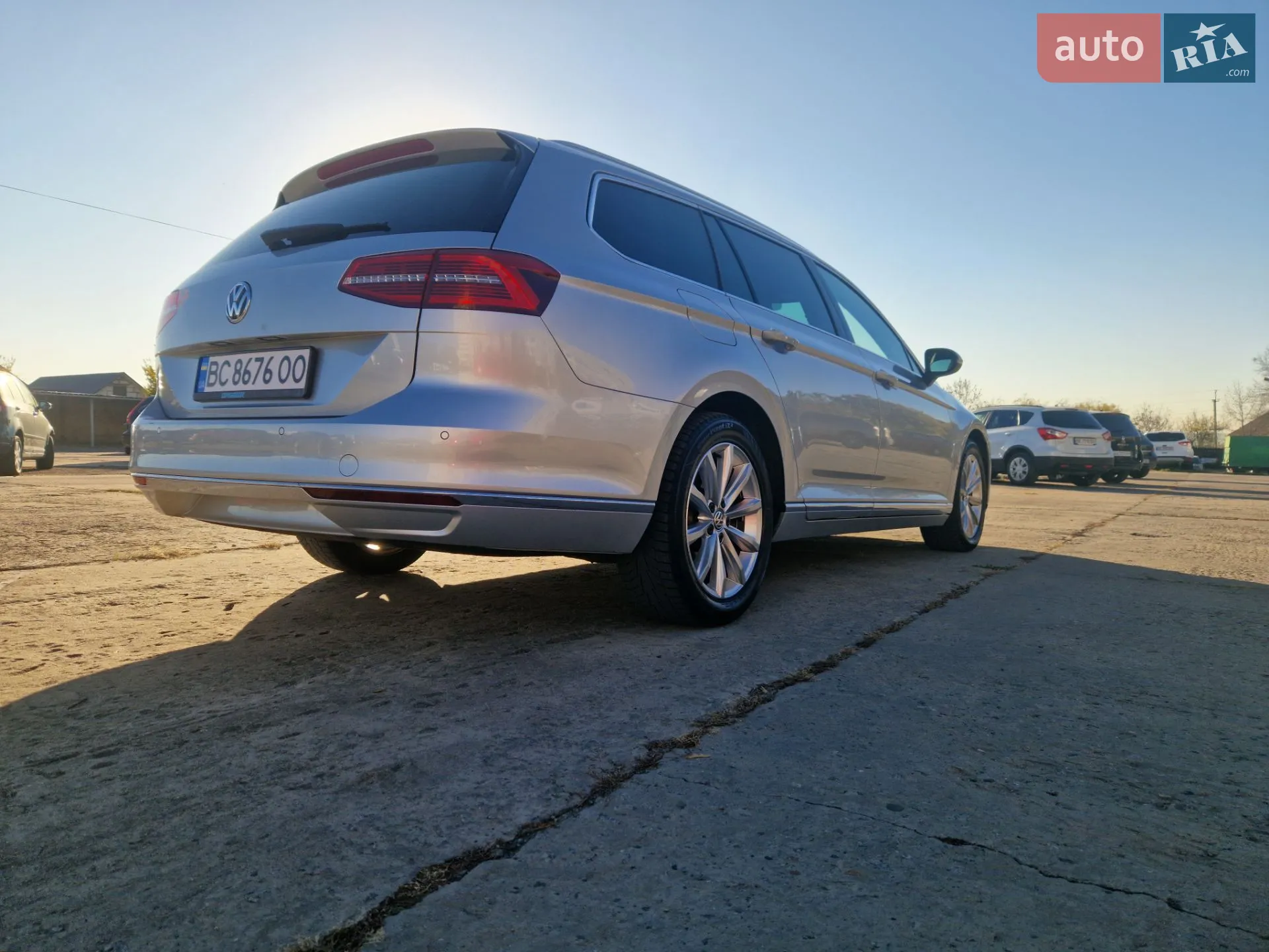 Volkswagen Passat 2018 VIN WVWZZZ3CZJE234570 фото оголошення 3 з 61