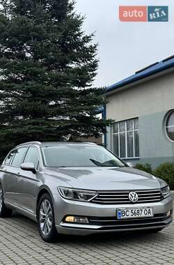 Універсал Volkswagen Passat 2015 в Львові