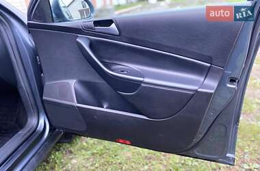 Универсал Volkswagen Passat 2009 в 