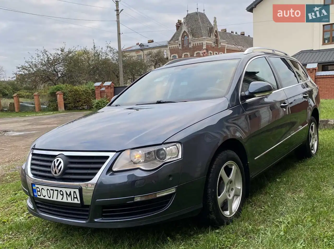 2010 Volkswagen Passat - мініатюра 8