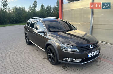 Volkswagen Passat 2012