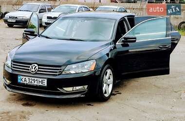 Седан Volkswagen Passat 2012 в Києві