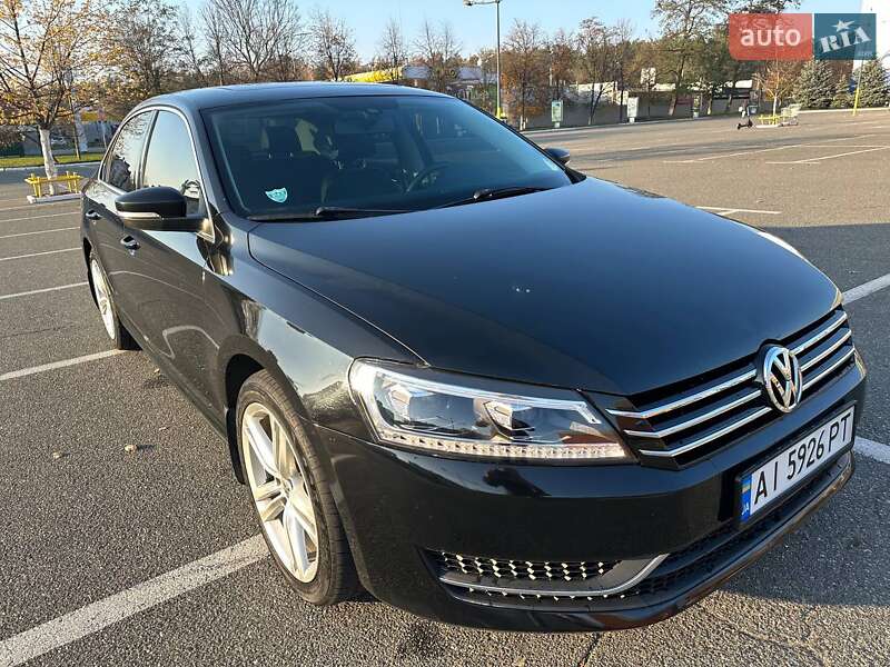 Седан Volkswagen Passat 2015 в Києві