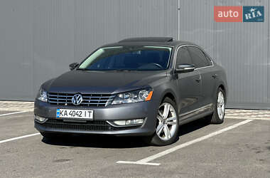 Седан Volkswagen Passat 2013 в Киеве