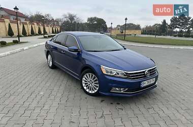 Седан Volkswagen Passat 2016 в Измаиле