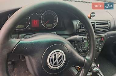 Универсал Volkswagen Passat 2001 в 