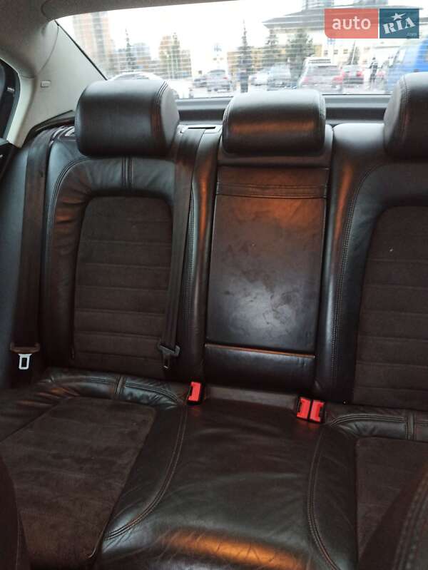 Седан Volkswagen Passat 2006 в Києві