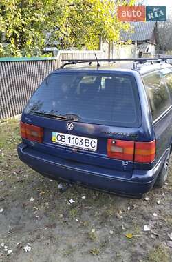 Универсал Volkswagen Passat 1994 в 