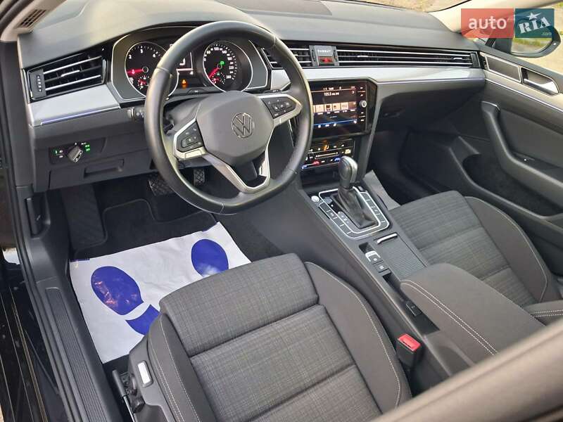 Универсал Volkswagen Passat 2020 в Калуше