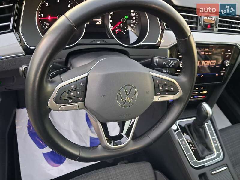 Универсал Volkswagen Passat 2020 в Калуше
